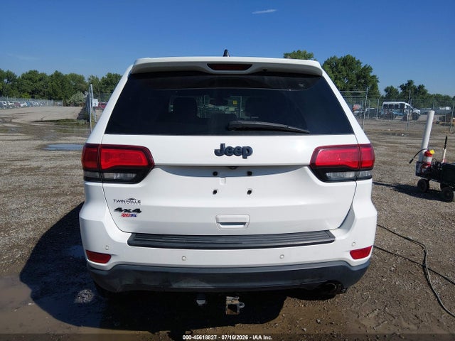 Продаж на аукціоні авто 2018 Jeep Grand Cherokee Upland 4x4, vin: 1C4RJFAG2JC499984, номер лоту: 45618827