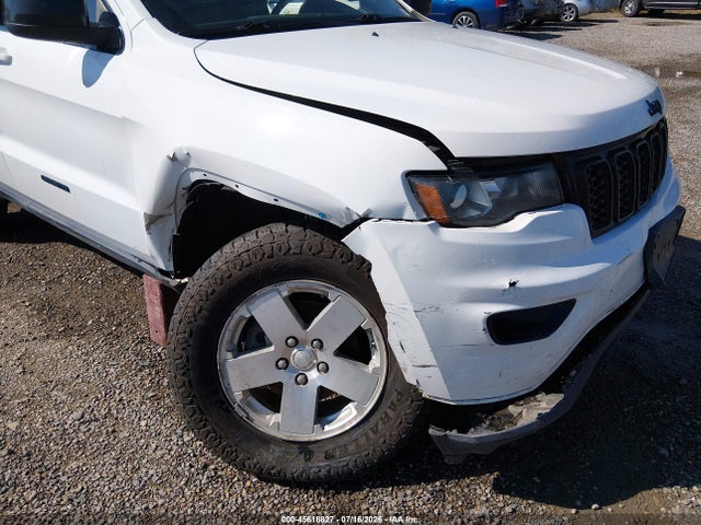 Продаж на аукціоні авто 2018 Jeep Grand Cherokee Upland 4x4, vin: 1C4RJFAG2JC499984, номер лоту: 45618827