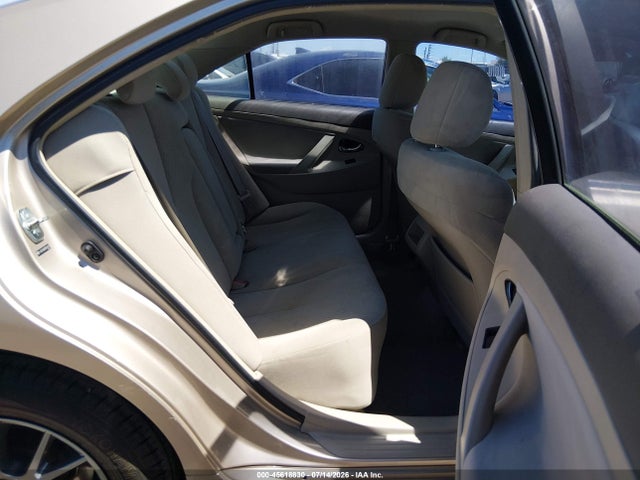 45618830 :رقم المزاد ، 4T4BE46K68R046481 vin ، 2008 Toyota Camry Le مزاد بيع
