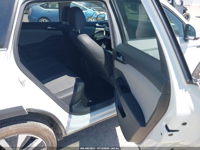 Продаж на аукціоні авто 2022 Volkswagen Taos 1.5t Se, vin: 3VVLX7B24NM070686, номер лоту: 45618831