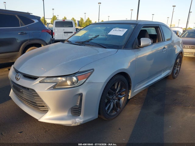 Scion Tc 10 Series 2014 JTKJF5C76E3073297 Image 2