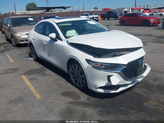 Mazda Mazda3 Preferred 2022 3MZBPACL1NM315990 главное изображение