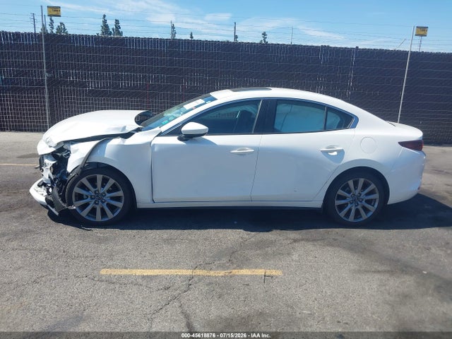 Mazda Mazda3 Preferred 2022 3MZBPACL1NM315990 Image 14