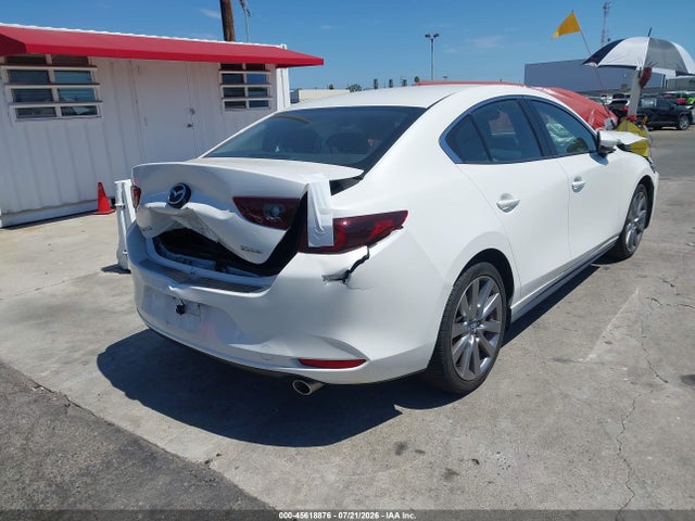 Mazda Mazda3 Preferred 2022 3MZBPACL1NM315990 Image 4