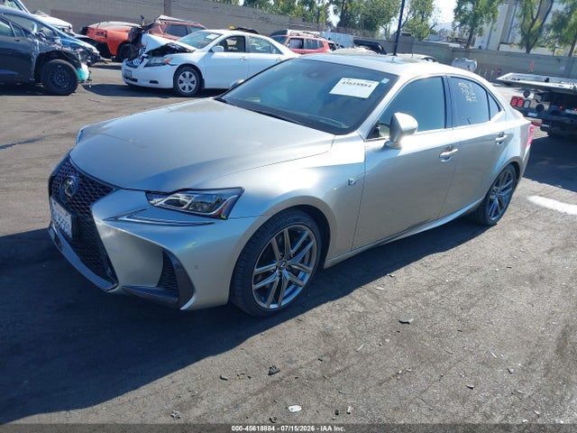 Lexus IS 350 2019 JTHBZ1D21K5035036 Image 2