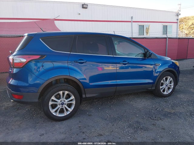 1FMCU9GD9HUE50230 Ford ESCAPE SE