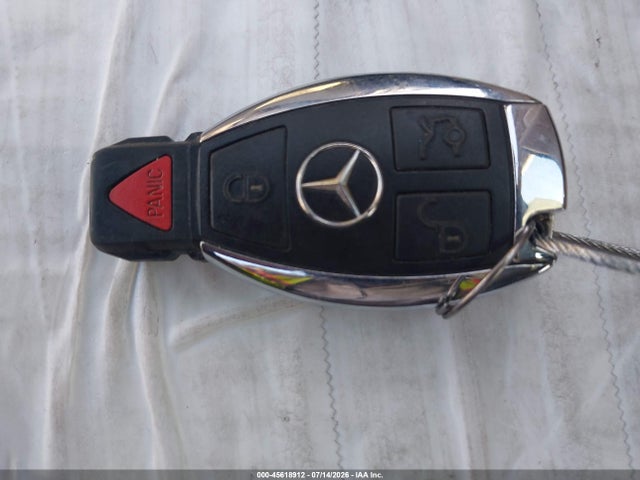 Продажа на аукционе авто 2011 Mercedes-benz C 300 Luxury 4matic/sport 4matic, vin: WDDGF8BBXBR141219, номер лота: 45618912