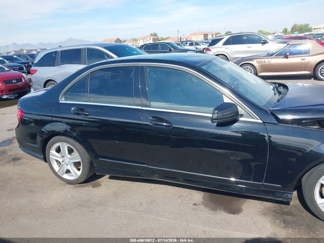 Продажа на аукционе авто 2011 Mercedes-benz C 300 Luxury 4matic/sport 4matic, vin: WDDGF8BBXBR141219, номер лота: 45618912