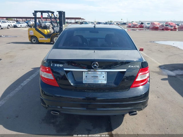 Продажа на аукционе авто 2011 Mercedes-benz C 300 Luxury 4matic/sport 4matic, vin: WDDGF8BBXBR141219, номер лота: 45618912