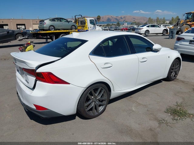 Lexus IS 200T 2017 JTHBA1D22H5039225 Image 4