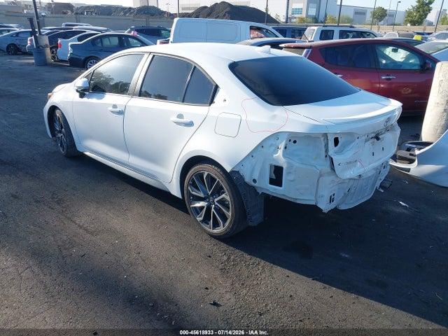 Toyota COROLLA SE 2020 5YFS4RCE7LP039087 Image 3