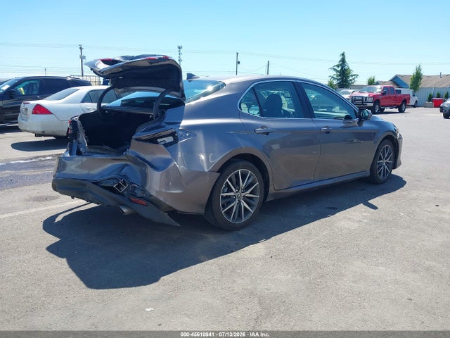 4T1F11AK9RU868593 Toyota CAMRY XLE