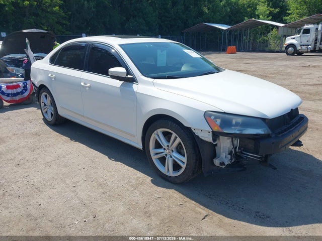 Aukcja sprzedaży 2013 Volkswagen Passat 2.0l Tdi Sel Premium, vin: 1VWCN7A30DC138445, numer aukcji: 45618947