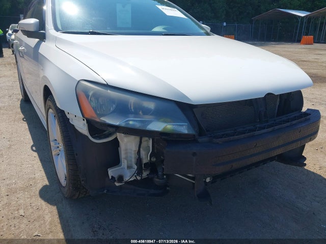 Aukcja sprzedaży 2013 Volkswagen Passat 2.0l Tdi Sel Premium, vin: 1VWCN7A30DC138445, numer aukcji: 45618947