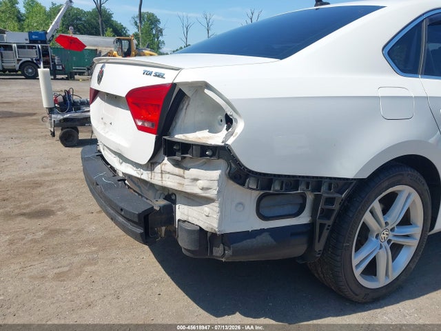 Aukcja sprzedaży 2013 Volkswagen Passat 2.0l Tdi Sel Premium, vin: 1VWCN7A30DC138445, numer aukcji: 45618947