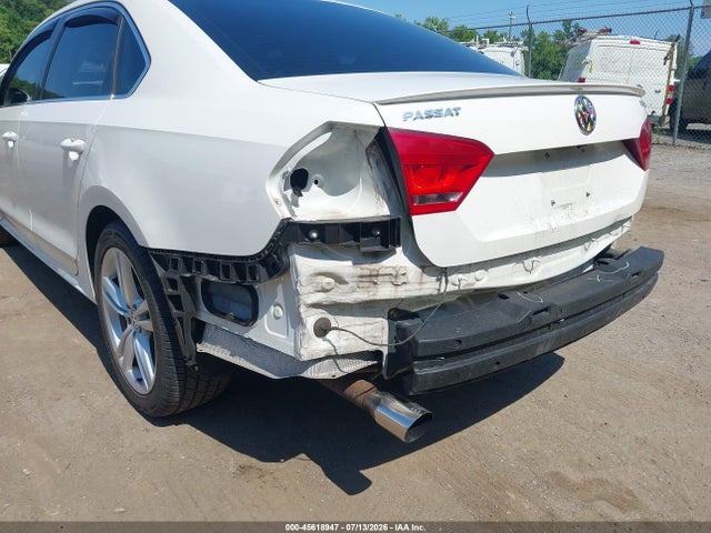 Aukcja sprzedaży 2013 Volkswagen Passat 2.0l Tdi Sel Premium, vin: 1VWCN7A30DC138445, numer aukcji: 45618947