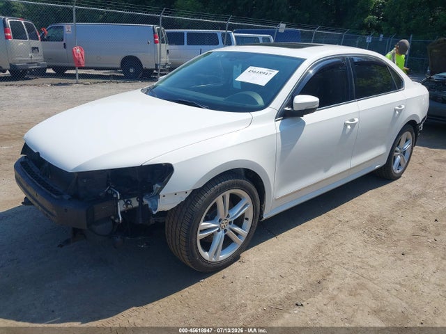 Aukcja sprzedaży 2013 Volkswagen Passat 2.0l Tdi Sel Premium, vin: 1VWCN7A30DC138445, numer aukcji: 45618947