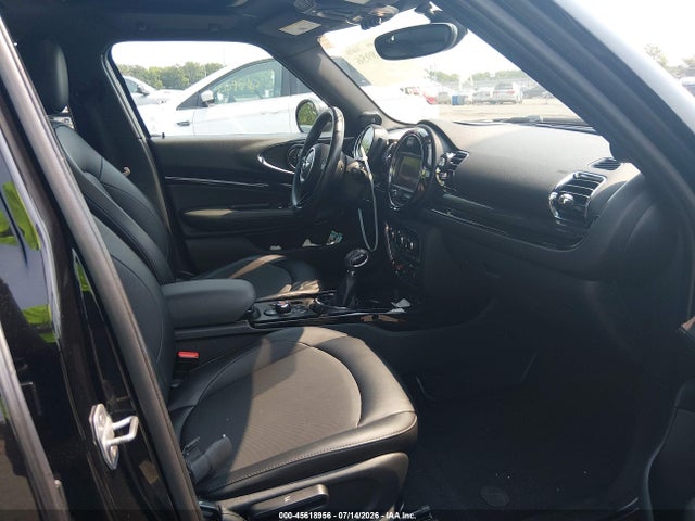 Продажа на аукционе авто 2017 Mini Clubman Cooper, vin: WMWLU1C53H2F27836, номер лота: 45618956