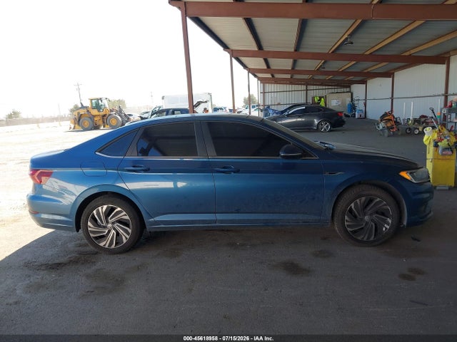 2020 Volkswagen Jetta 1.4t Sel Premium მანქანა იყიდება აუქციონზე, vin: 3VWGB7BU6LM003131, აუქციონის ნომერი: 45618958