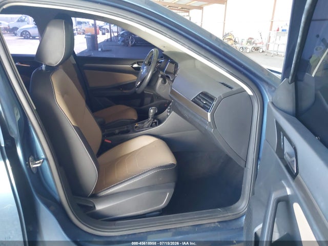 2020 Volkswagen Jetta 1.4t Sel Premium მანქანა იყიდება აუქციონზე, vin: 3VWGB7BU6LM003131, აუქციონის ნომერი: 45618958