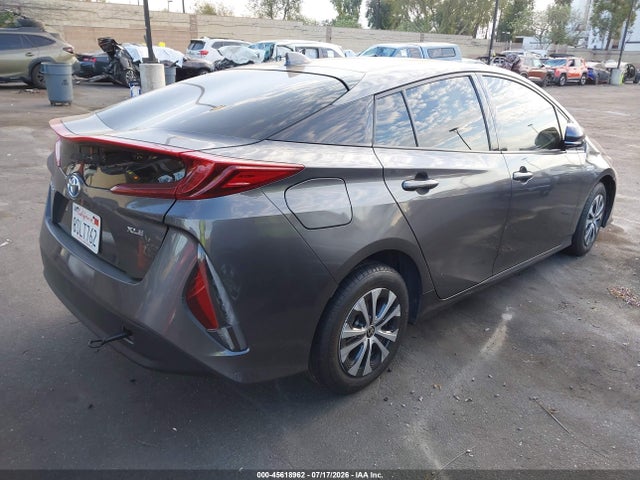 Toyota Prius Prime Xle 2020 JTDKARFP7L3157333 Image 4