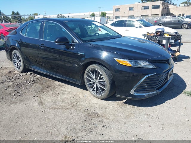 Продажа на аукционе авто 2021 Toyota Camry Xle Hybrid, vin: 4T1F31AK9MU021723, номер лота: 45618991