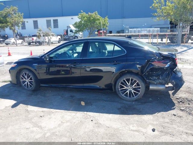 Продажа на аукционе авто 2021 Toyota Camry Xle Hybrid, vin: 4T1F31AK9MU021723, номер лота: 45618991