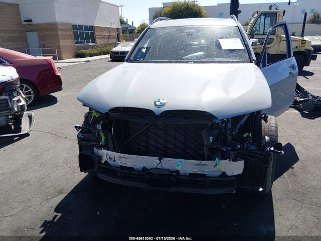 BMW X7 M60i 2024 5UX33EM05R9S86530 Image 6