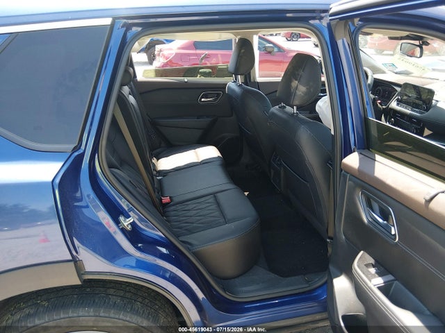 2023 Nissan Rogue Platinum Intelligent Awd მანქანა იყიდება აუქციონზე, vin: JN8BT3DD2PW316705, აუქციონის ნომერი: 45619043