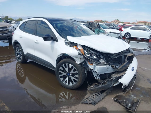 1FMCU0BZ7LUC57064 Ford Escape Se Sport Hybrid