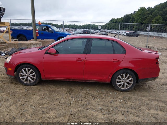 Продаж на аукціоні авто 2010 Volkswagen Jetta Limited Edition, vin: 3VWRX7AJ2AM149900, номер лоту: 45619073