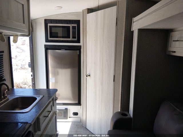 Aukcja sprzedaży 2021 Forest River Flagstaff E-pro Travel Trailer, vin: 5ZT2FSHC4M3013337, numer aukcji: 45619091