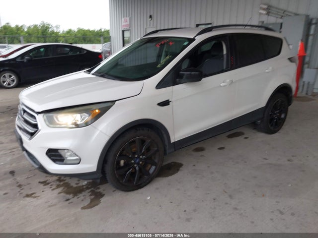 Ford ESCAPE SE 2017 1FMCU0GD8HUA93585 Image 2