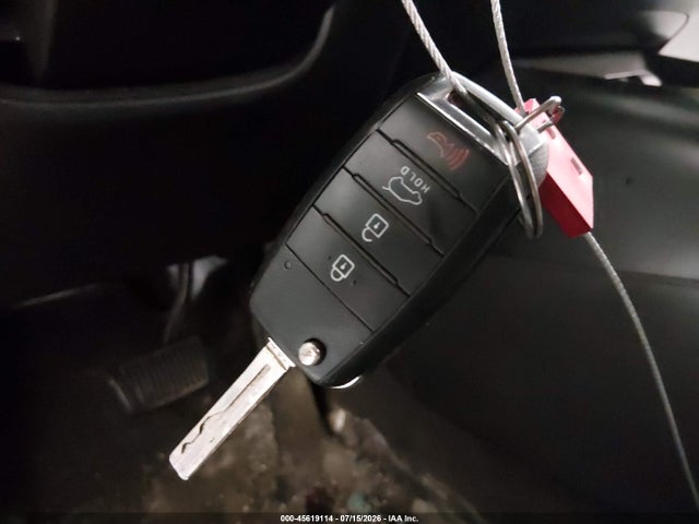 KIA Soul 2017 KNDJN2A29H7468300 Image 11