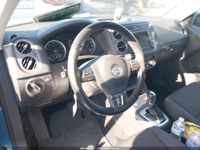 Продаж на аукціоні авто 2017 Volkswagen Tiguan 2.0t/2.0t S, vin: WVGAV7AX9HK042723, номер лоту: 45619117