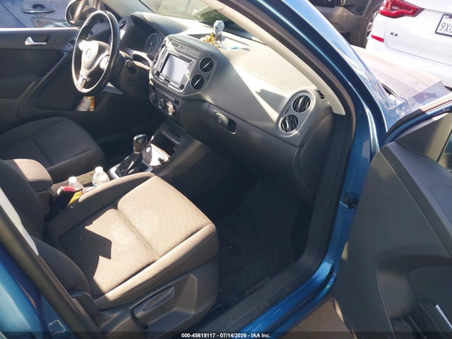 Продаж на аукціоні авто 2017 Volkswagen Tiguan 2.0t/2.0t S, vin: WVGAV7AX9HK042723, номер лоту: 45619117