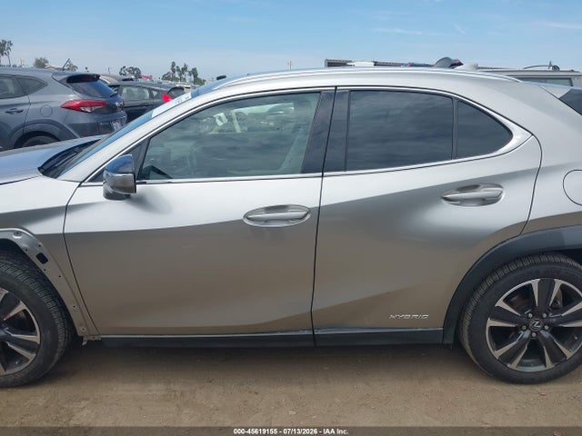 JTHU9JBH2K2015279 Lexus UX 250H