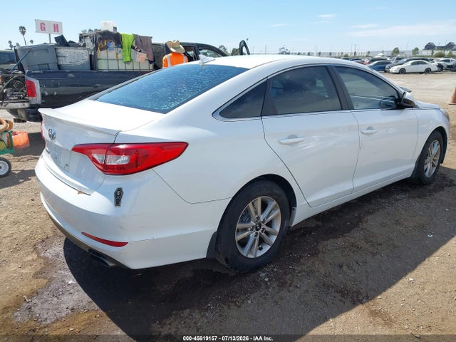 Hyundai SONATA SE 2016 5NPE24AF3GH396951 Image 4