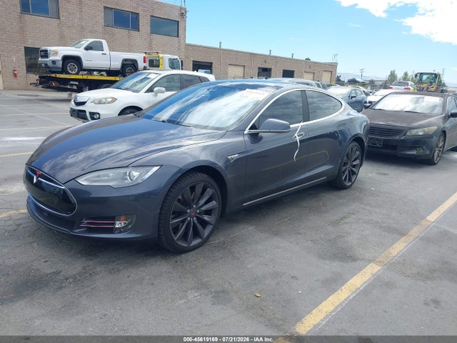 Tesla Model S 70d/85d/p85d 2015 5YJSA1H22FF087296 Image 2