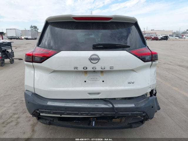 5N1BT3BA5PC688430 Nissan Rogue Sv Fwd