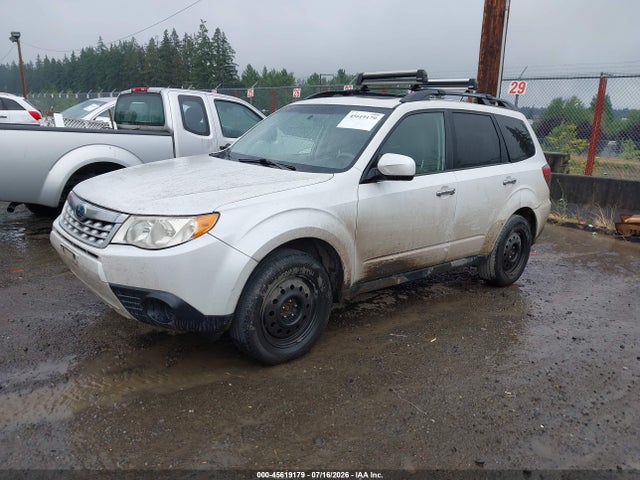 Продаж на аукціоні авто 2011 Subaru Forester 2.5x Premium, vin: JF2SHBCC4BH742748, номер лоту: 45619179