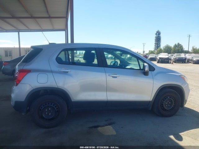 Chevrolet TRAX LS 2018 3GNCJKSB2JL199553 Image 13