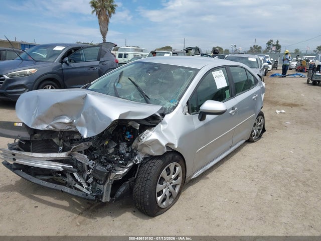 Toyota COROLLA LE 2021 JTDEPMAE0MJ173407 Image 2