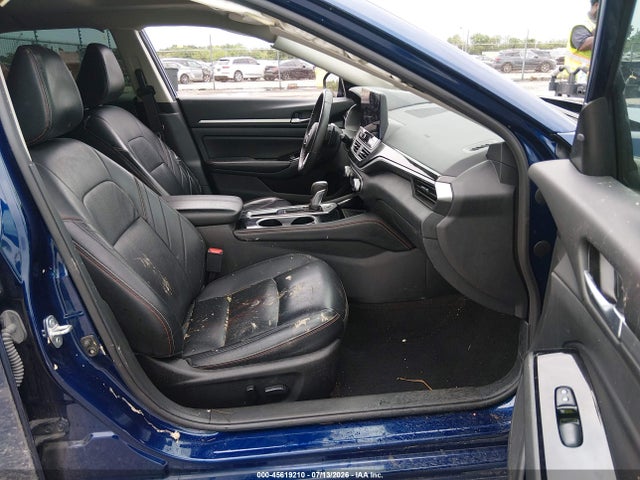 1N4BL4CV3RN300877 Nissan Altima Sr Fwd