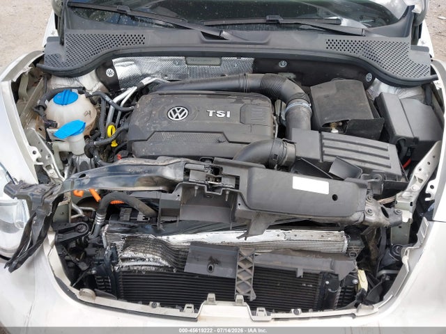 3VWJ07ATXEM664992 Volkswagen Beetle 1.8t