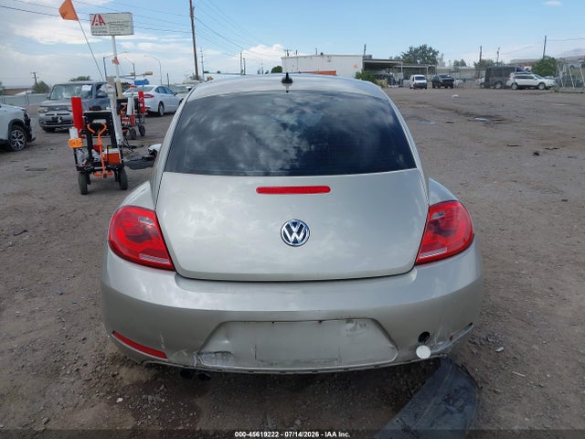 3VWJ07ATXEM664992 Volkswagen Beetle 1.8t