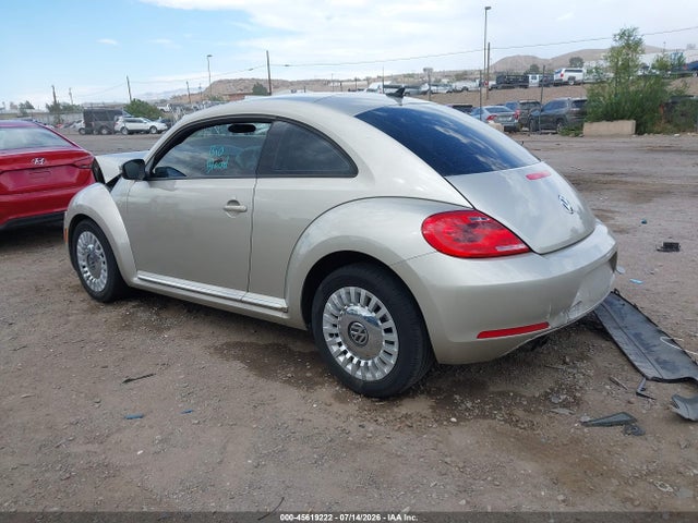 3VWJ07ATXEM664992 Volkswagen Beetle 1.8t