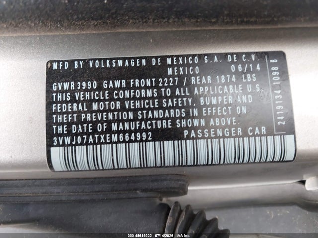 3VWJ07ATXEM664992 Volkswagen Beetle 1.8t