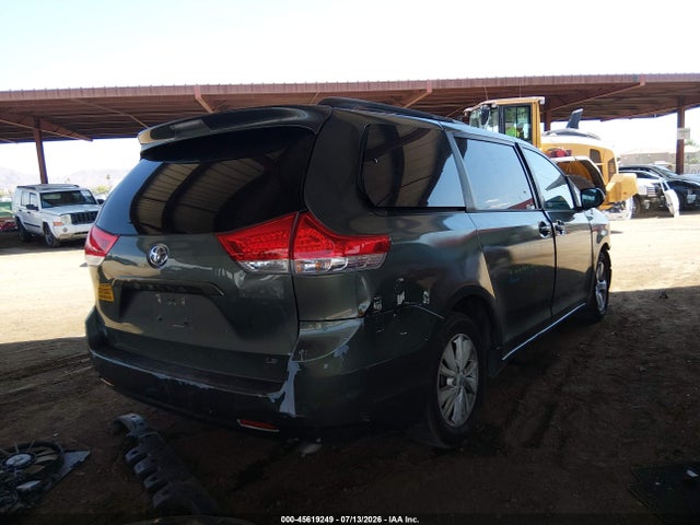 Toyota Sienna Le V6 8 Passenger 2014 5TDKK3DC0ES425716 Image 4