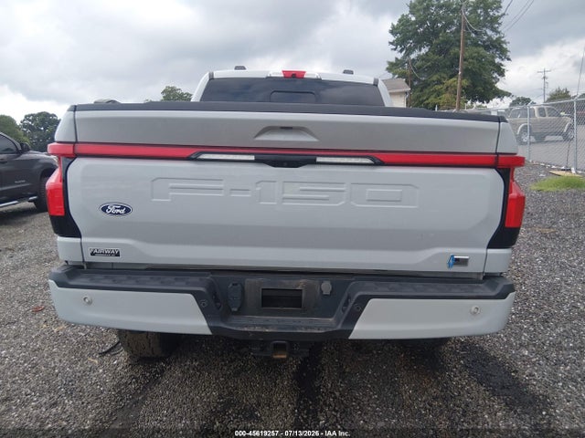 Ford F-150 Lightning Lariat 2024 1FT6W5L72RWG09972 Image 16